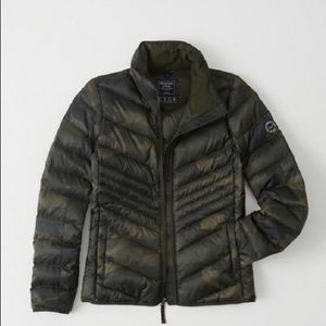 A&F Camouflage Packable Puffer Down Jacket